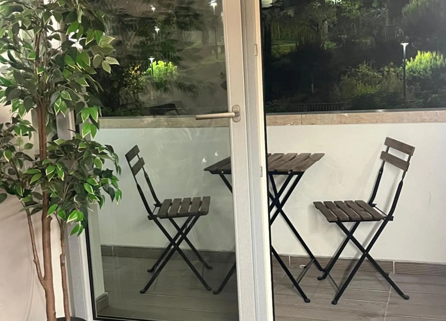 Estrela Balcony Apartment Lisbon Portugal